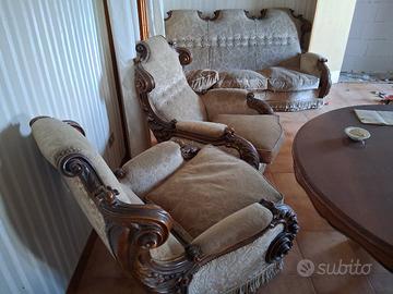 divano più 2 poltrone