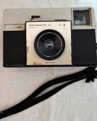 Macchina fotografica Kodak Instamatic 25 vintage
