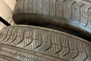 Pirelli 225 50 17 4 stagioni