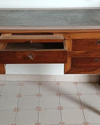 Scrivania ministeriale in legno massello