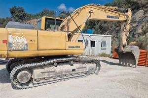 Escavatore Komatsu PC230 NHD-8