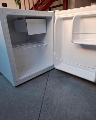 Minifrigo HIGHTEC HR60 A+ funzionante e pulito