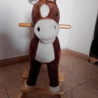 cavallino a dondolo,emette verso Sant' Antioco