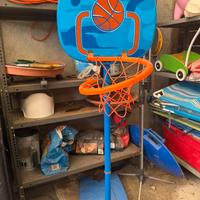 Canestro con base per esterno