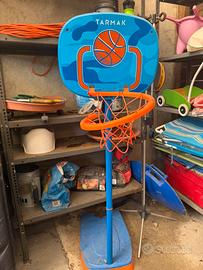 Canestro con base per esterno