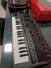 Sintetizzatore Roland jd xi