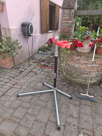 cavalletto manutenzione bici