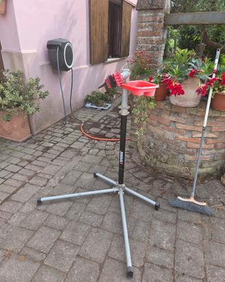 cavalletto manutenzione bici