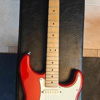 Chitarra Stratocaster Assemblata Candy Apple Red