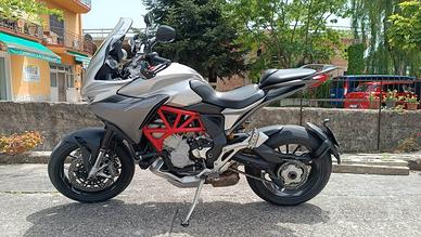 MV AGUSTA TURISMO VELOCE 800 solo 15000km
