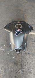 MV Agusta Brutale 989 - 2011 - serbatoio benzina