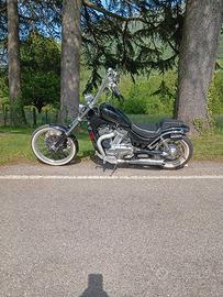 Suzuki intruder vs 600 '95