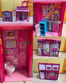 Casa barbie con accessori