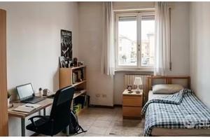 MAGLIANA- Stanza singola- con TERRAZZO