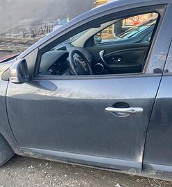 PORTIERA ANTERIORE SINISTRA RENAULT Megane III Gra