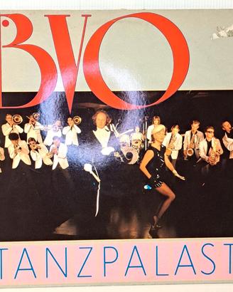 Tanzpalast; della band tedesca Bundesverwaltungsor