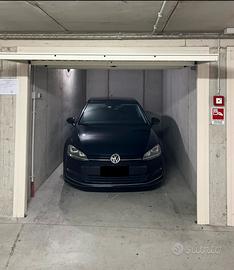 Box auto con soppalco e luce, Pallanza