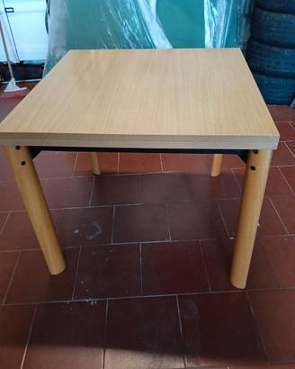 Tavolo quadrato allungabile