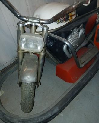 Moto a batteria vintage a gettone sala giochi