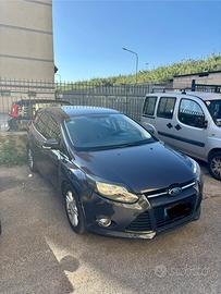 Ford Focus sw automatica