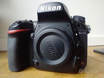 Reflex Nikon D750