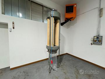Aspiratore per levigatrice a nastro a maniche