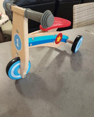triciclo in legno 