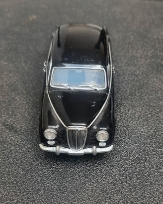 Modellini auto Lancia Appia 1953 Norev