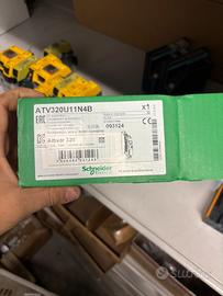 Variatore di velocita atv320-1.1kw