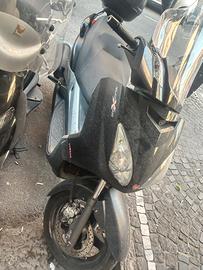 Xmax 250