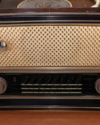 Radio Magnadyne S126 antiquariato