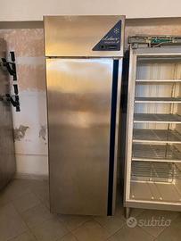 Frigorifero da ristorante Dalmec - PECC700TN