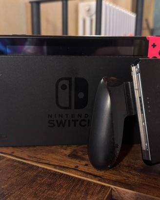 Nintendo Switch con dock, scatola, pro controller