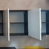 Pensili + pedana + mensole