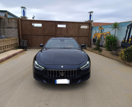 Maserati ghibli granlusso 350cv 2018