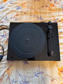 Giradischi Pro Ject debut 2
