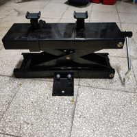Cavalletto alzamoto a forbice