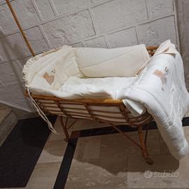 Culla per neonato in bambù rattan vintage completa