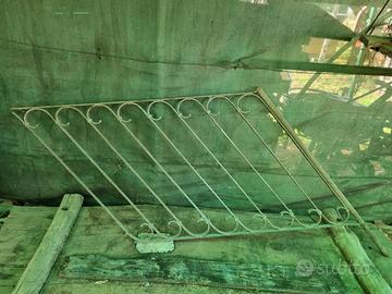 Antiche ringhiere in ferro battuto