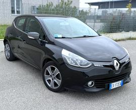 Renault Clio 1.2 Benzina Metano Neopatentati