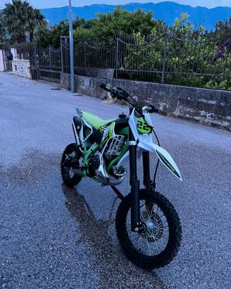Pit-bike/minimoto 50cc (m-motor)