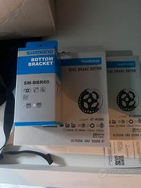 Dischi e movimento centrale nuovi shimano