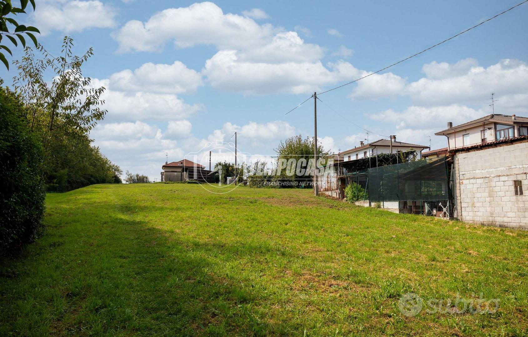 Terreno residenziale a Cassago Brianza - Vista 2