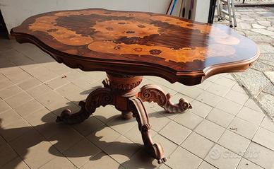 tavolo stile barocco