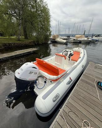 MvMarine 18 + selva 115xsr + carrello Pedretti