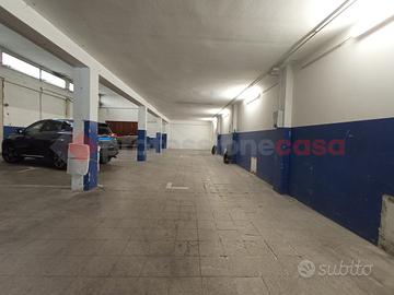 Magazzino Arezzo [RIF. VF84VCG]