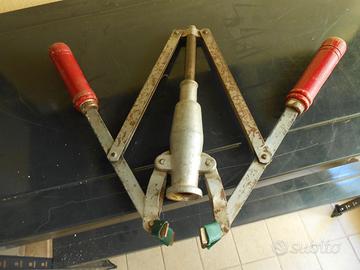 imbottigliatrice tappi sughero