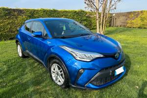 Toyota C-HR 1.8h Active e-cvt