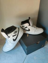 Air Jordan 1 Mid White/Black-white

EUR 42.5