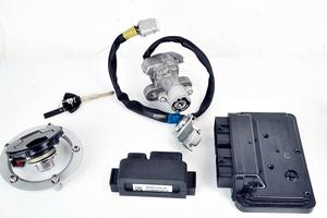 Suzuki GSX-8S 23 24 blocchetto contatto chiave